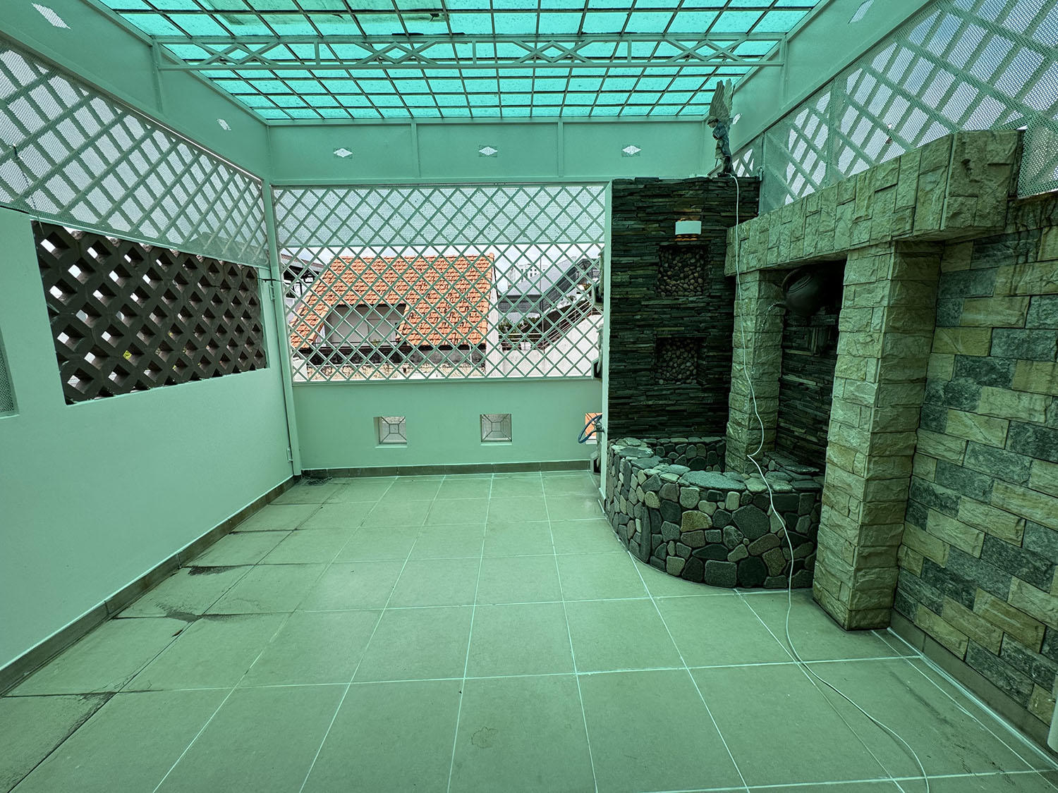 Nhà phố 3 lầu (DTKV: 4m x 15,5m=62m2) hẻm nhựa 8m khu kinh doanh sầm uất và người nước ở Lê Văn Sỹ